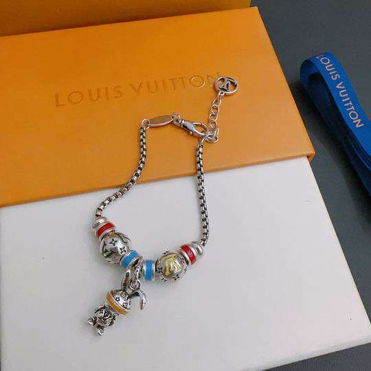 Picture of LV Bracelet _SKULVbracelet11ly16311244